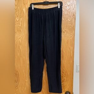 Elizabeth Suzann Black Washable Silk Skinny Pant Size Large